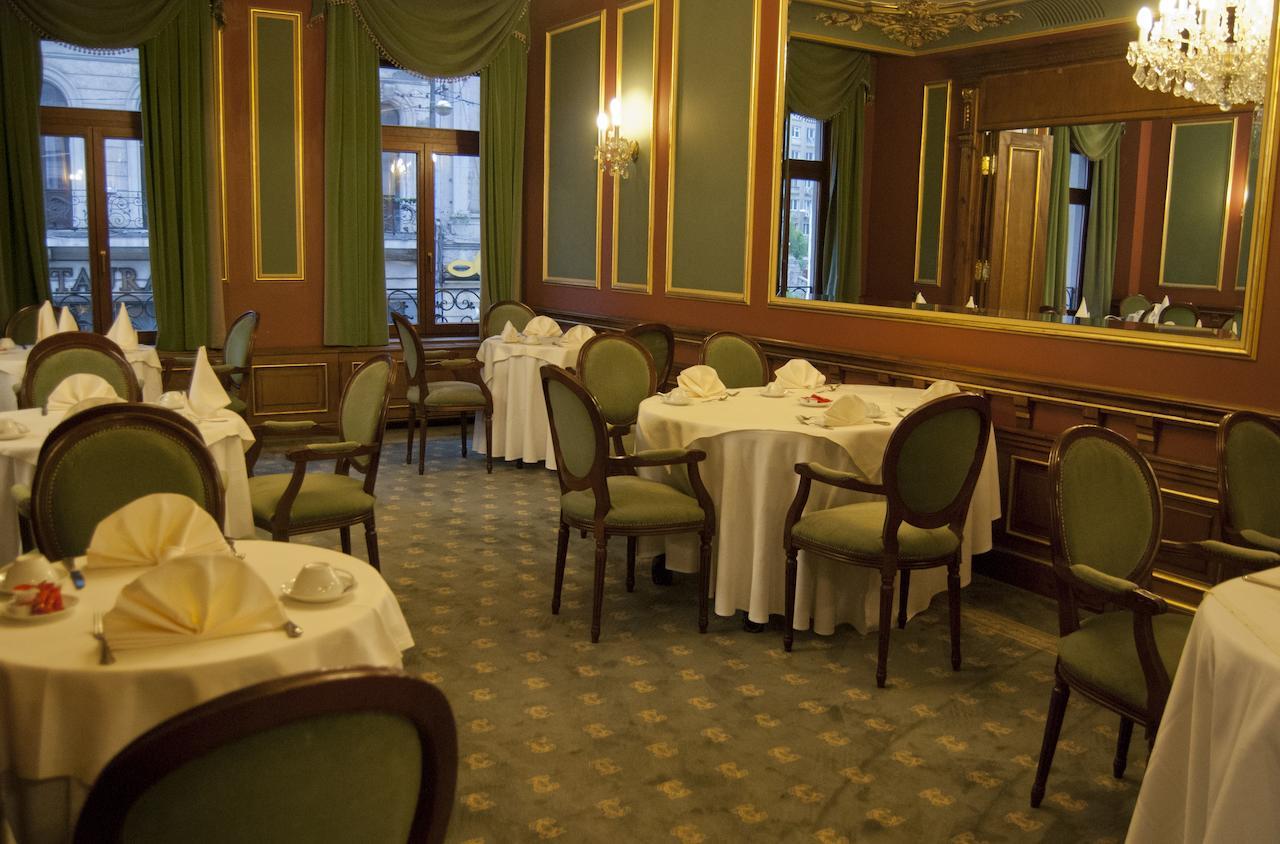 Hotel Casa Capsa Bukarest Kültér fotó