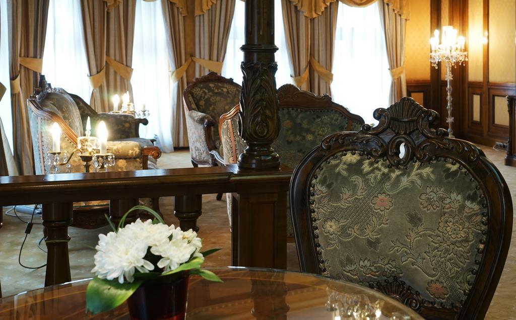Hotel Casa Capsa Bukarest Kültér fotó